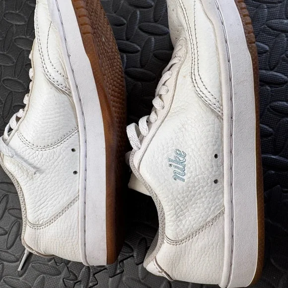 Nike air force 1 gum sole sneakers - Picture 2 of 6